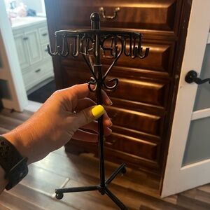 Black Metal Jewelry Stand